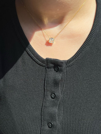 Lésa Radiant Cut Sterling Silver Pendant Necklace