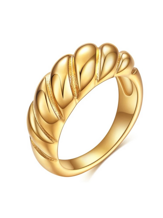 Helena Gold Croissant Ring