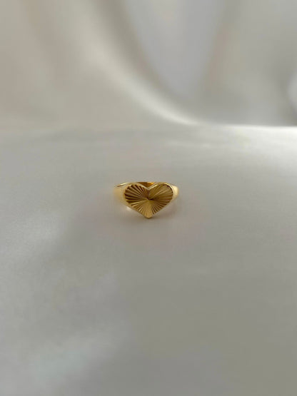 Kara Heart Burst Ring