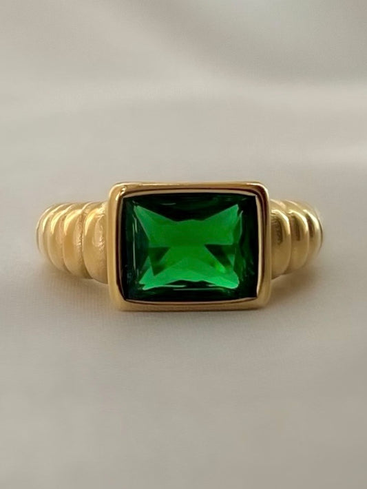 Lana Emerald Green Croissant Signet Ring