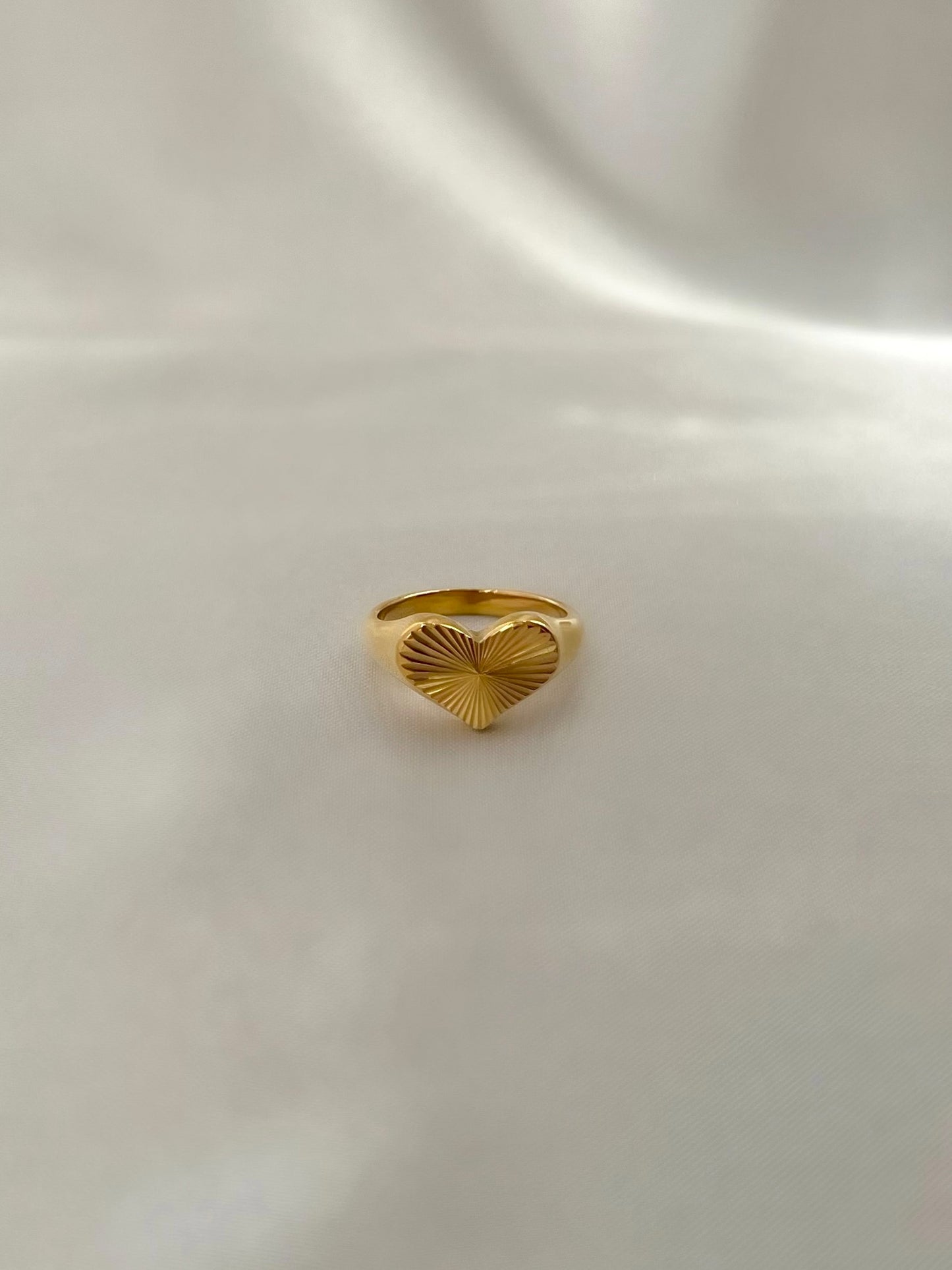 Kara Heart Burst Ring